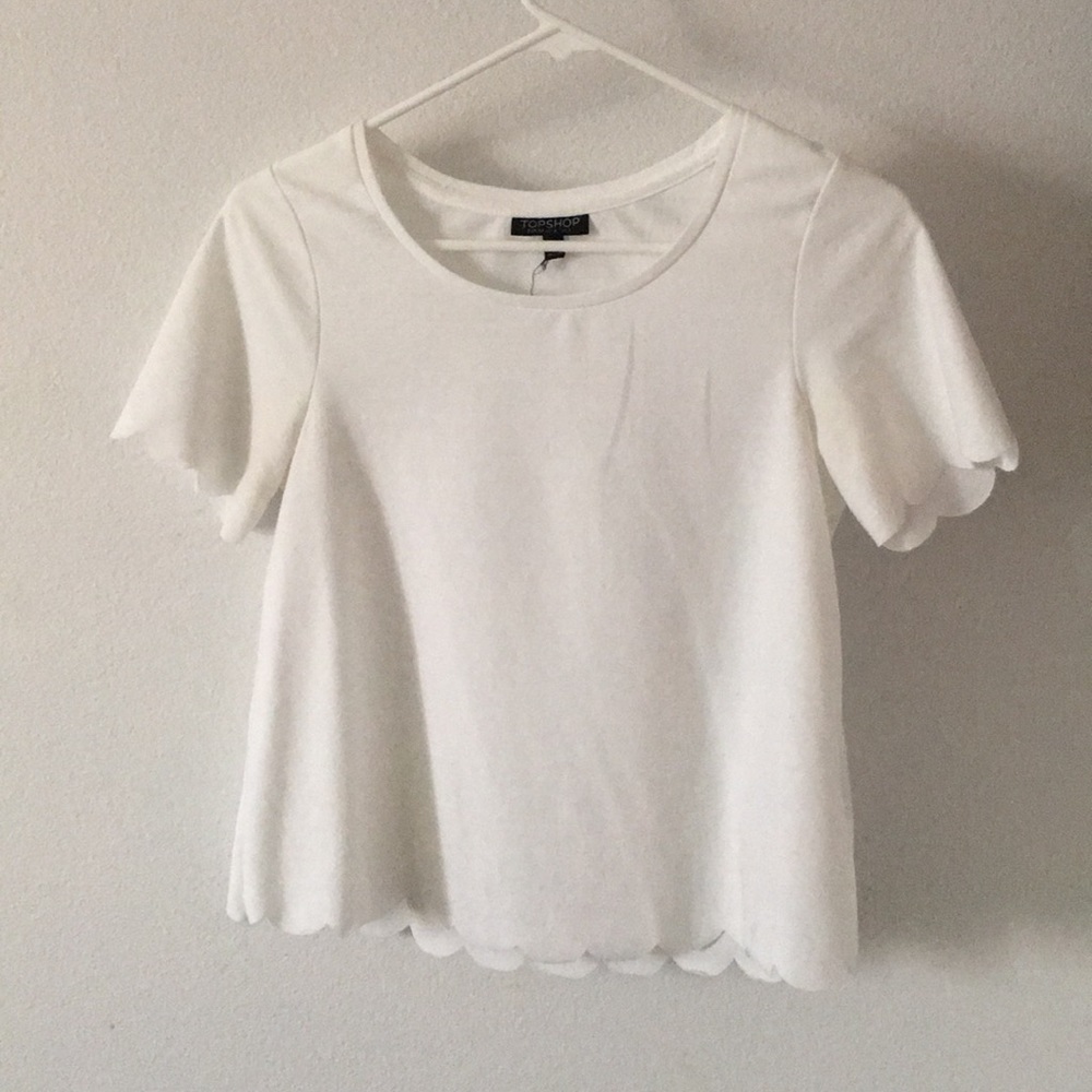 White scallop cute shirt